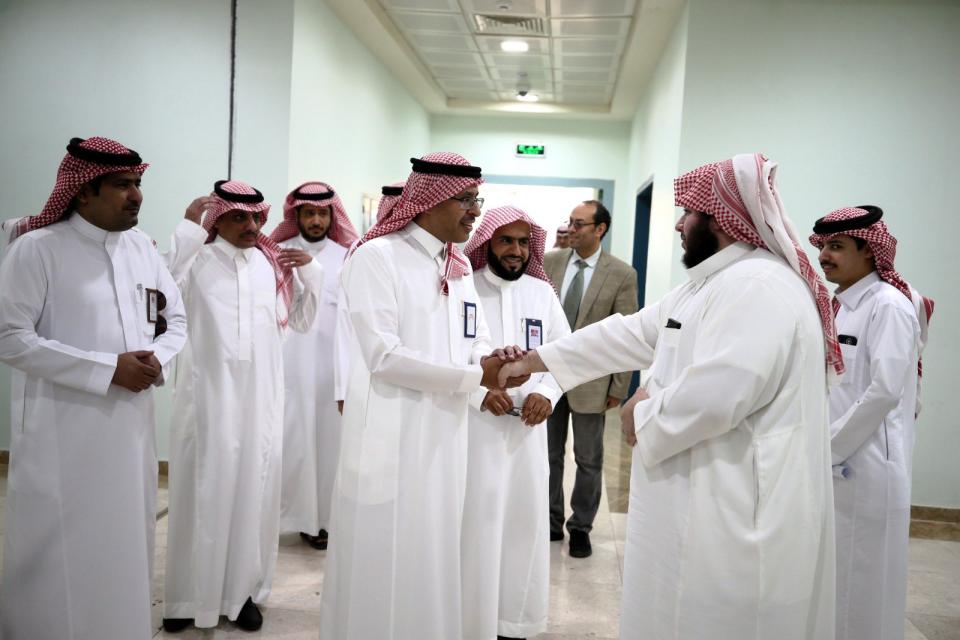 الوكيل